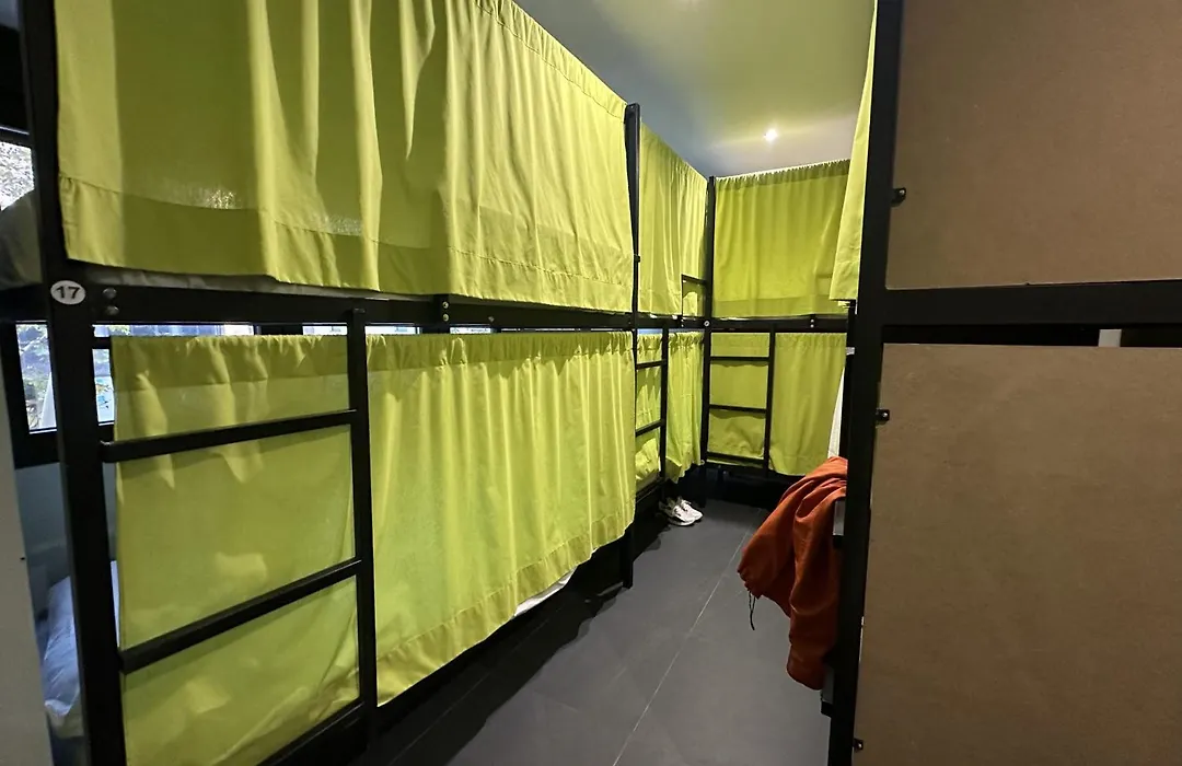 Madriz Hostel-1