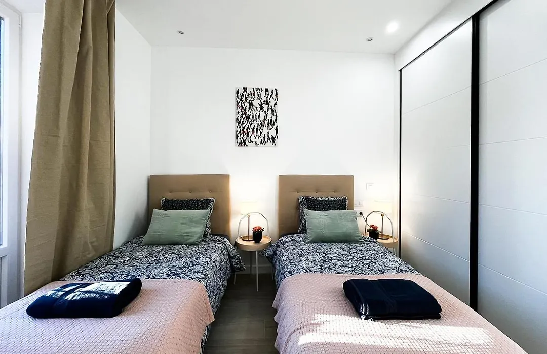 Madrid Private Rooms - Ferrer-1