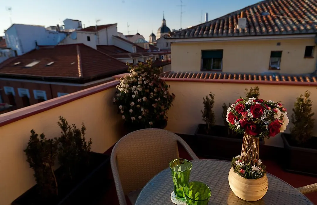 Thc Tirso Molina Hostel-1