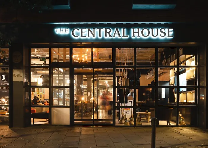 Hostales en MadridCentral House Lavapiés